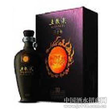 精品五糧液酒 百富門酒業(yè)公司的卓越產(chǎn)品及其市場價(jià)格解析